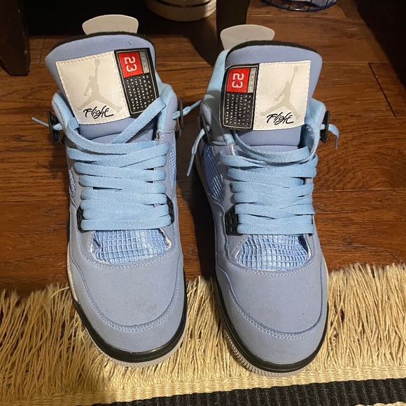 Jordan 4 - UNC Blue